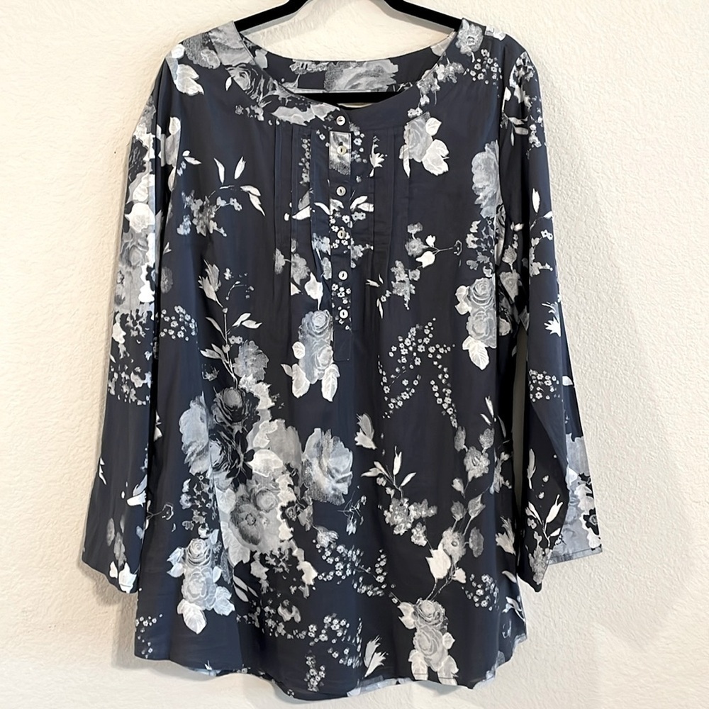 Soft Surroundings Women's Tunic Top Large Gray Floral 100% Cotton Longline